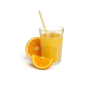 Juicing Oranges for fresh orange juice